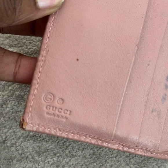 Gucci Pink Leather Monogram Wallet - Picture 12 of 15
